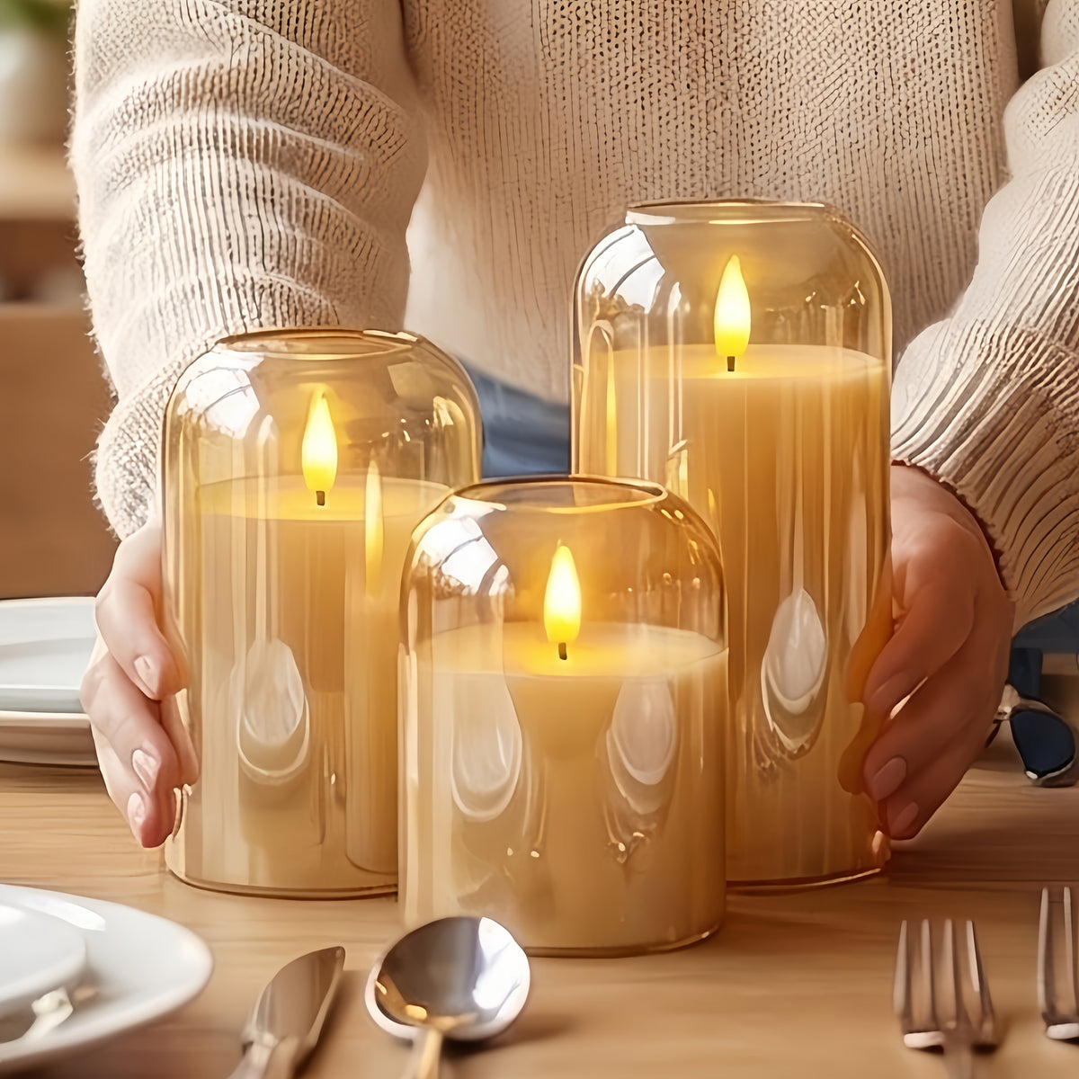 Kit com 3 Velas de LED Douradas com Chama Dançante