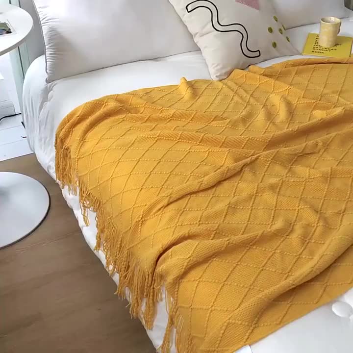 Cobertor Nórdico Amarelo Franjas Sofá